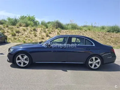 Usado Mercedes E220 194 CV (142 kW) 2017 Azul Berlina