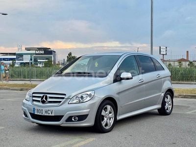 Mercedes B180