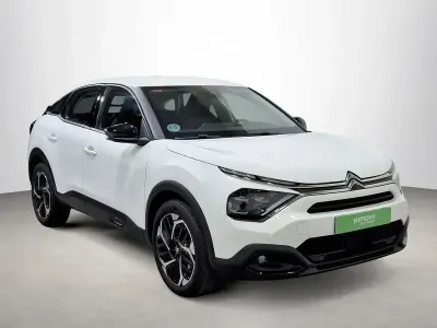 Begagnad Citroën C4 Feel 131 HK (96 kW) 2021 Vit Halvkombi