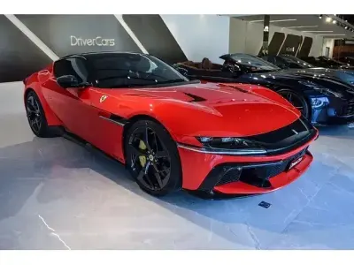 Nuevo Ferrari 12 Cilindri 830 CV (610 kW) 2025 Rojo Coupe