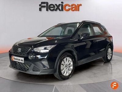 Usado Seat Arona Reference 110 CV (80 kW) 2022 Negro SUV