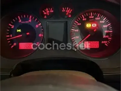 Usado Seat Ibiza 75 CV (55 kW) 2003 Gris / plata Utilitario