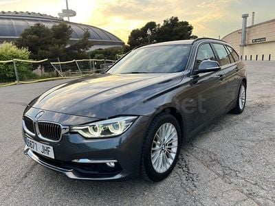 Usado BMW 318 150 CV (110 kW) 2015 Gris / plata Familiar