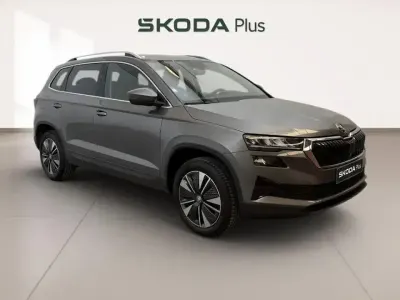 Usado Skoda Karoq Ambition 110 CV (80 kW) 2022 Gris SUV