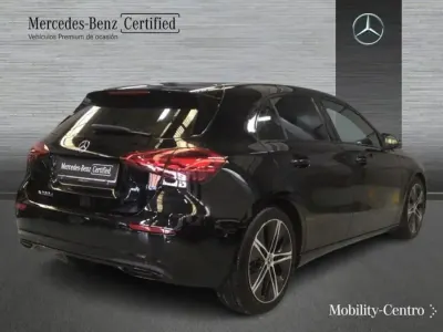 Usado Mercedes A200 Progressive 150 CV (110 kW) 2024 Negro noche Berlina