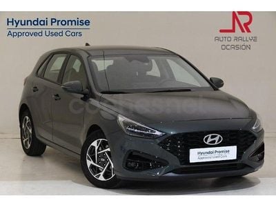 Nuevo Hyundai i30 100 CV (73 kW) 2025 Verde Berlina