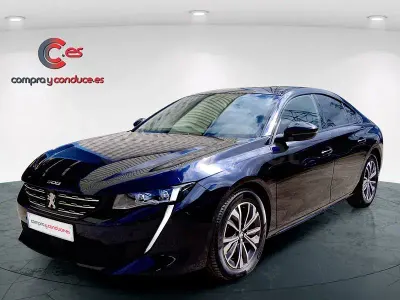 Usado Peugeot 508 Allure 130 CV (95 kW) 2022 Azul Berlina