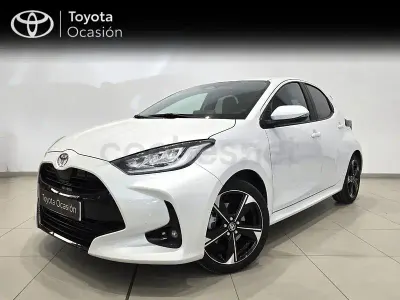 Usado Toyota Yaris Hybrid Style 116 CV (85 kW) 2025 Blanco Berlina