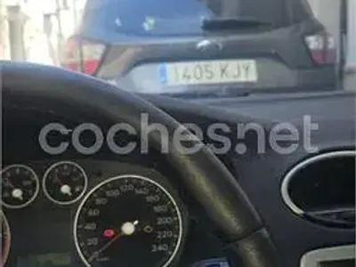 Käytetty Ford Focus Ghia 109 HP (80 kW) 2006 Sininen Sedan