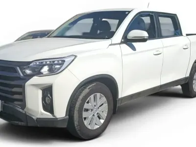 Usado SsangYong Musso 203 CV (149 kW) 2024 Blanco Berlina