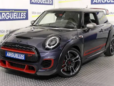 Usado Mini John Cooper Works 306 CV (225 kW) 2020 Gris metalizado Utilitario