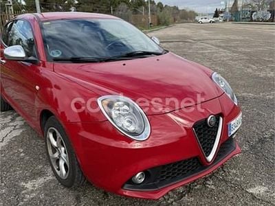 Usado Alfa Romeo MiTo 78 CV (57 kW) 2018 Rojo Utilitario