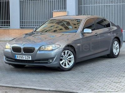 Usado BMW 520 184 CV (135 kW) 2010 Gris / plata Berlina
