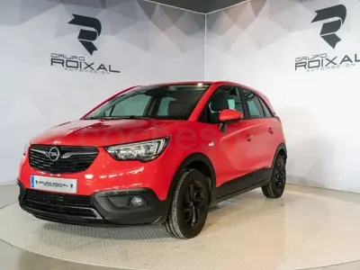 Usado Opel Crossland X Innovation 102 CV (75 kW) 2019 Rojo SUV