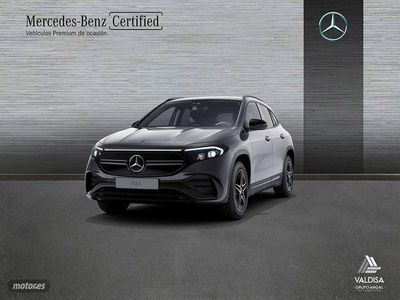Gris / plateado Usado 2021 Mercedes EQA250 AMG line SUV | 29.900 € (Buen precio)