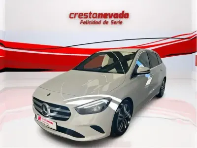 Usado Mercedes B200 150 CV (110 kW) 2022 Blanco Monovolumen