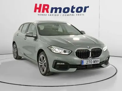 Usado BMW 118 136 CV (100 kW) 2024 Gris Utilitario