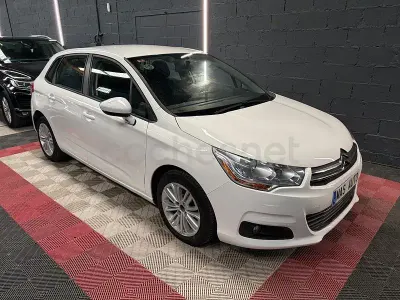 Usado Citroën C4 92 CV (67 kW) 2014 Blanco Berlina