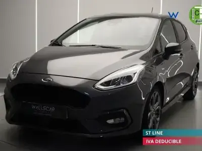 Usado Ford Fiesta Trend 95 CV (69 kW) 2020 Gris / plata Utilitario