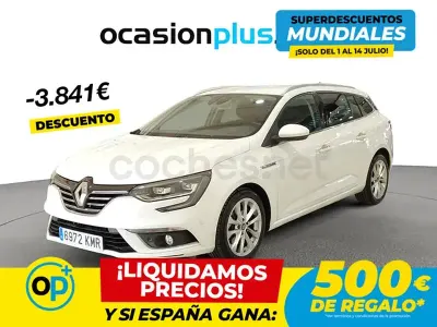 Usado Renault Mégane GrandTour Zen 130 CV (95 kW) 2018 Blanco Familiar