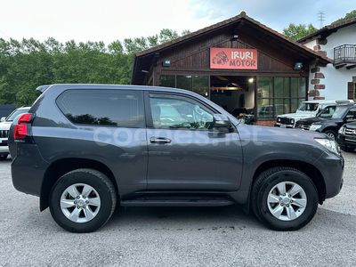 Usado Toyota Land Cruiser 204 CV (150 kW) 2021 Gris / plata SUV