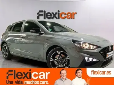 Usado Hyundai i30 N Line 120 CV (88 kW) 2023 Gris