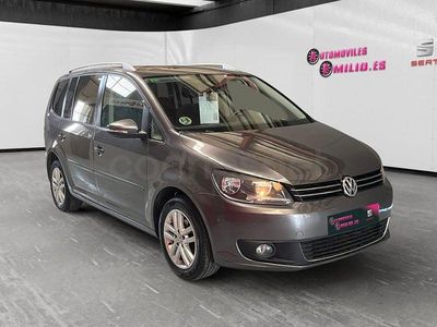 Usado VW Touran Advance 105 CV (77 kW) 2012 Gris / plata Monovolumen