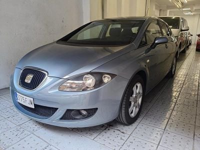 Käytetty Seat Leon Reference 102 HP (75 kW) 2006 Harmaa Viistoperä