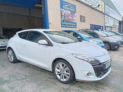 Usado Renault Mégane III Dynamique 115 CV (84 kW) 2012 Blanco Utilitario