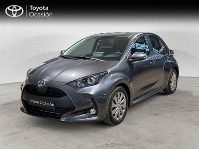 Gris / plata Usado 2024 Toyota Yaris Hybrid Active Berlina | 20.950 € (Precio justo)