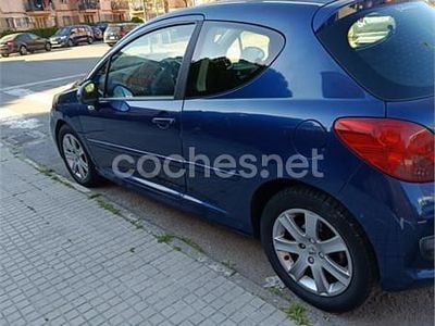 Usado Peugeot 207 GT 110 CV (80 kW) 2006 Azul Berlina