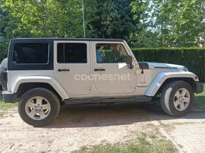 Usado Jeep Wrangler Unlimited Sahara 177 CV (130 kW) 2011 Blanco SUV