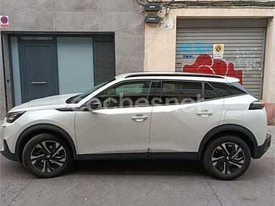 Usado Peugeot 2008 Allure 100 CV (73 kW) 2023 Blanco SUV
