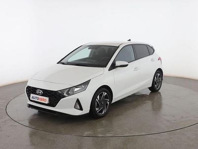 Usado Hyundai i20 101 CV (74 kW) 2021 Blanco Utilitario