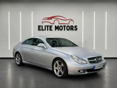 Usado Mercedes CLS500 306 CV (225 kW) 2005 Gris / plata Berlina