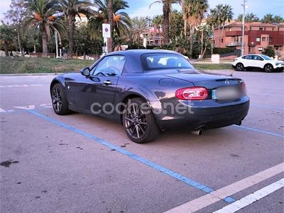 Usado Mazda MX5 126 CV (92 kW) 2012 Gris / plata Descapotable