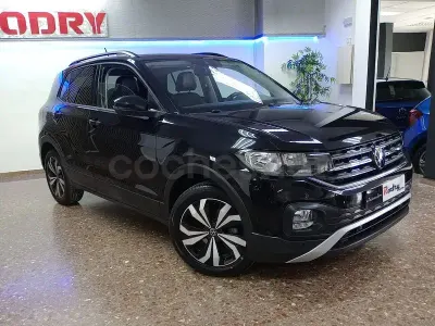 Usado VW T-Cross Advance 110 CV (80 kW) 2023 Negro SUV