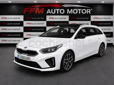 Usado Kia Ceed GT GT-Line 136 CV (100 kW) 2021 Blanco Familiar