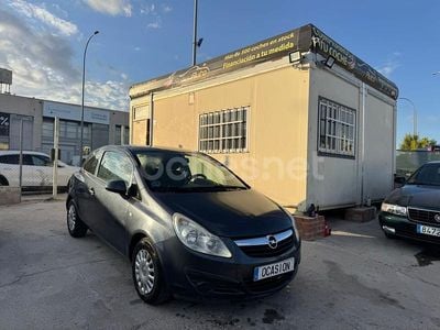 Negro Usado 2009 Opel Corsa Berlina | 3399 € (Precio justo)