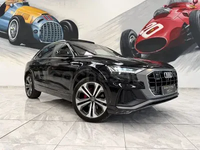 Usado Audi Q8 286 CV (210 kW) 2019 Negro SUV