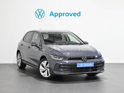 Usado VW Golf VIII 115 CV (84 kW) 2025 Gris / plata Berlina
