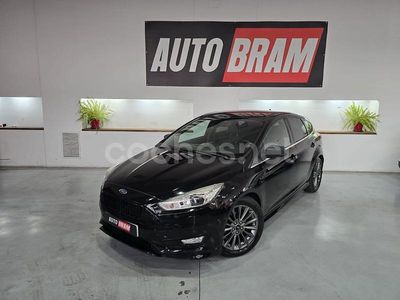 Negro Usado 2016 Ford Focus ST-Line Berlina | 7490 € (Precio justo)
