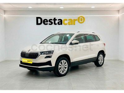 Usado Skoda Karoq Ambition 116 CV (85 kW) 2023 Blanco SUV