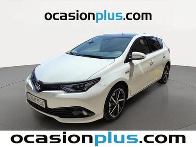 Begagnad Toyota Auris Hybrid 136 HK (100 kW) 2018 Vit Halvkombi