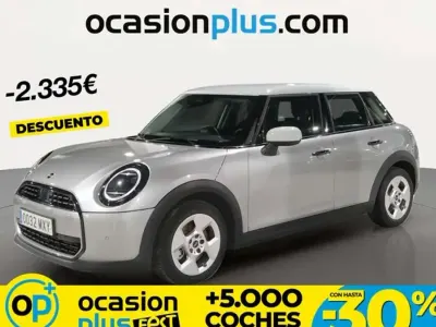 Usado Mini Cooper Essential 114 kW (156 CV) 2025 Plateado Utilitario