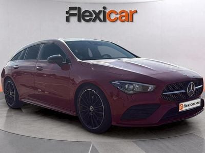 Rojo Usado 2020 Mercedes CLA200 Shooting Brake Familiar | 25.590 € (Precio justo)