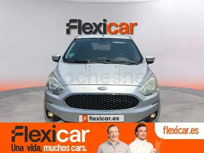 Usado Ford Ka Plus 70 CV (51 kW) 2019 Gris / plata Utilitario