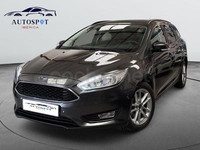 Usado Ford Focus Titanium 125 CV (91 kW) 2016 Gris / plata Familiar