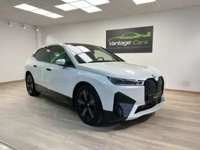 Usado BMW i7 M Sport 334 kW (455 CV) 2023 Blanco Berlina