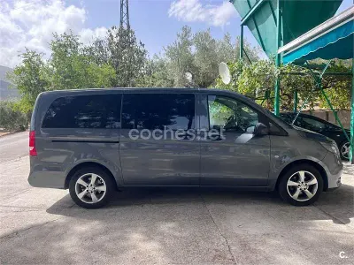 Usado Mercedes Vito Marco Polo 114 CV (83 kW) 2015 Gris / plata Van